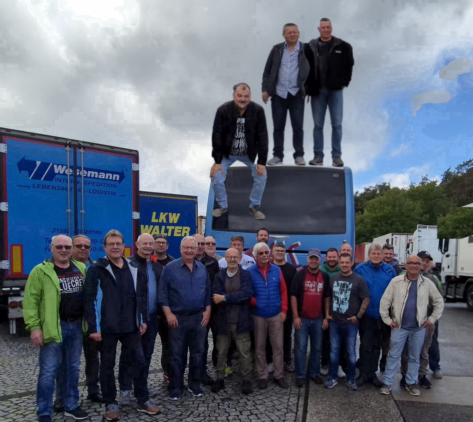 24 Mitglieder waren auf der Fahrt nach Hamburg dabei